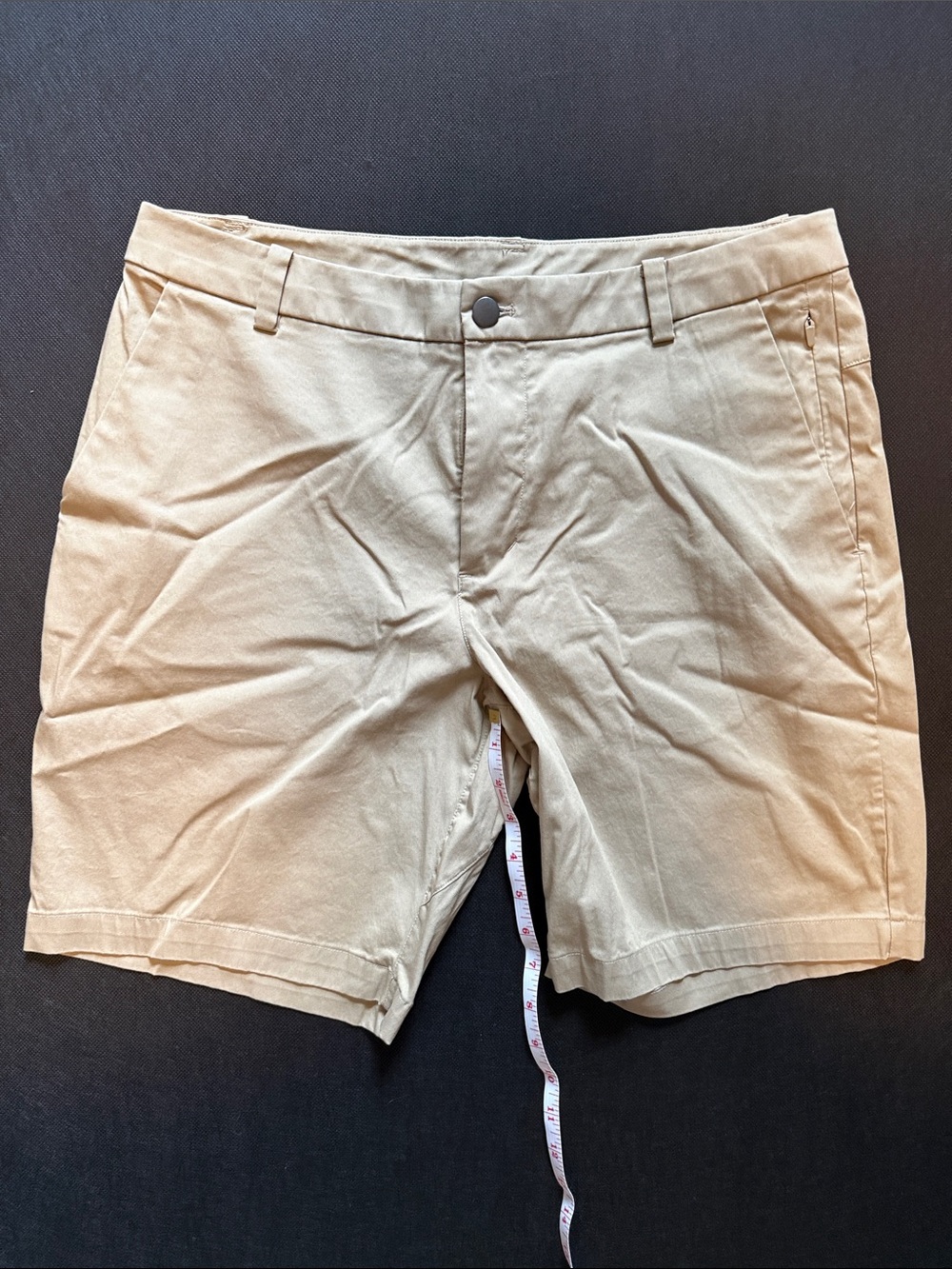 lululemon athletica Men's Tan Flat-Front Chino Shorts